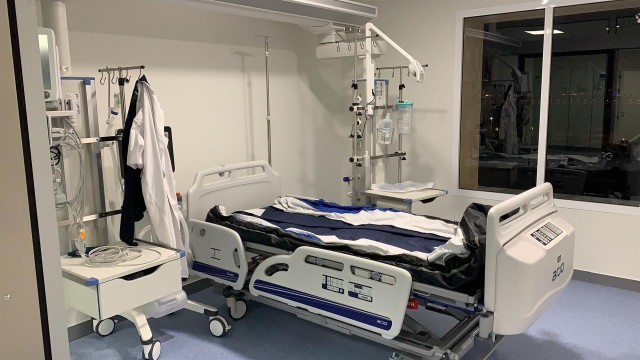 La Comunitat cierra enero con un 155% más de pacientes covid en las UCI hasta ocupar el 63% de las camas
