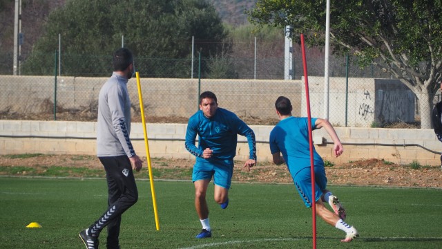 La euforia de un aspirante al ascenso y la necesidad de oxígeno del Castellón