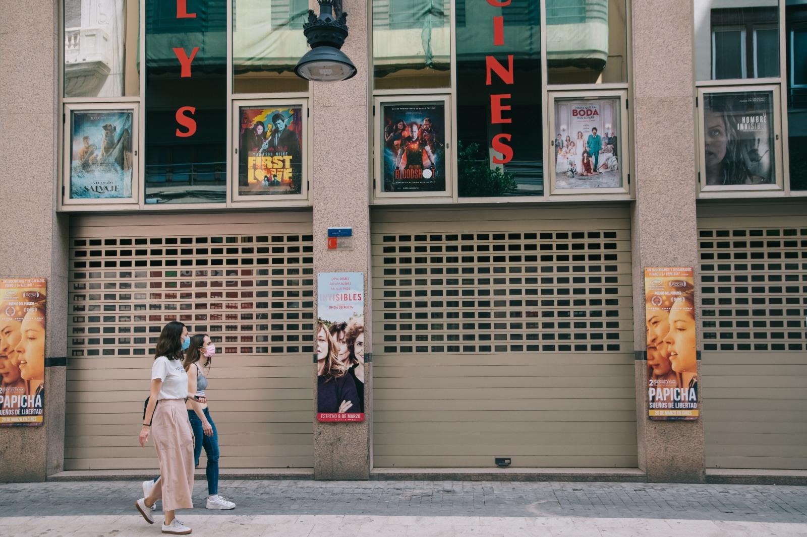 La cultura valenciana, acorralada