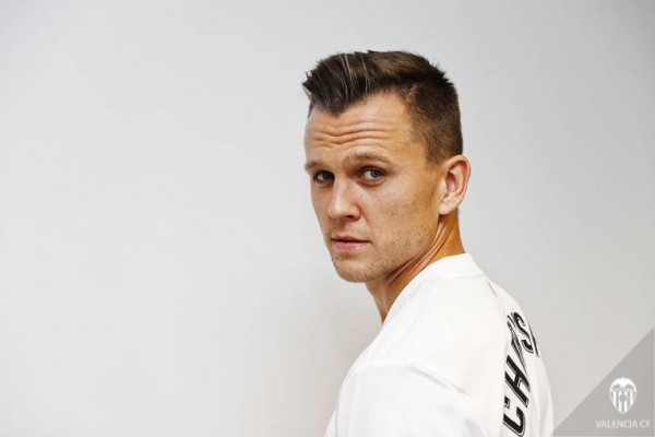 Cheryshev recibe un golpe en el entrenamiento y es duda ante el Elche