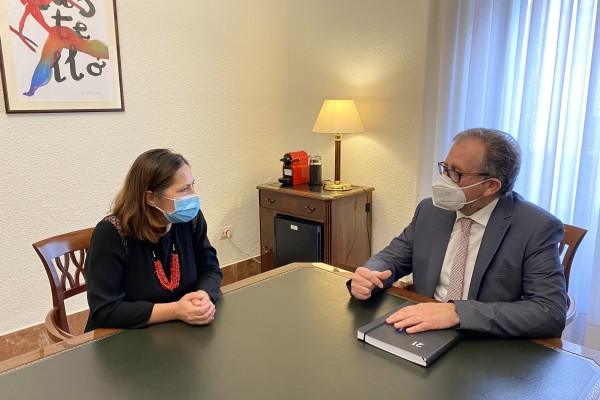 Diputación y el Consulado de Rumanía se reúnen para atraer inversiones a la provincia de Castellón