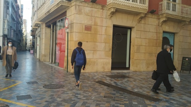 Fini Golosinas se repliega: cierra en Cartagena y Alicante y venderá 'online' y en multimarca