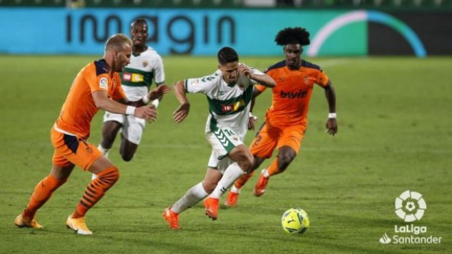 El Elche solo ha logrado una victoria en sus veintiuna visitas ligueras a Mestalla
