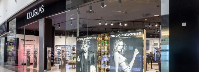 La cadena de perfumerías Douglas inicia un ERE para 600 empleados en España
