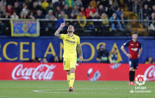 Alcácer apura su regreso a la titularidad tras tres meses fuera del equipo
