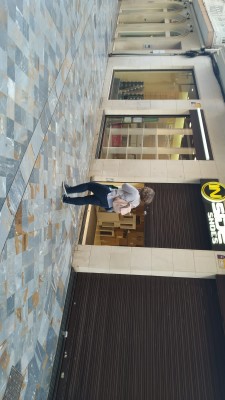La pandemia asesta otro golpe a la vida comercial del centro de Cartagena: Inside Shoes cierra en la calle Mayor