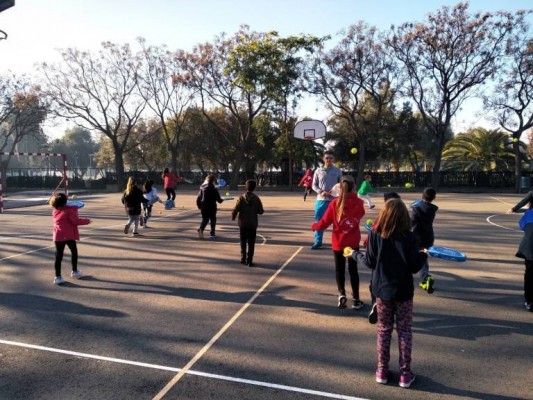 Una tesis doctoral de la UMU demuestra que la música en los recreos aumenta la actividad física de los escolares

