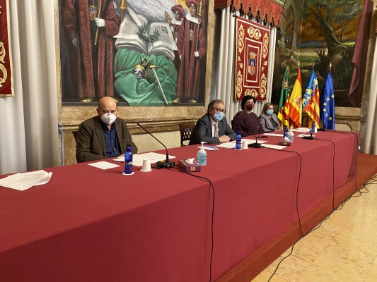 Pleno de reproches mutuos entre el PSPV y PP para romper el clima de consenso en la Diputación