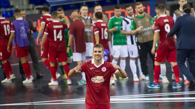 Alberto, de ElPozo, elegido segundo mejor jugador joven del mundo, y Mellado, del Jimbee, cuarto