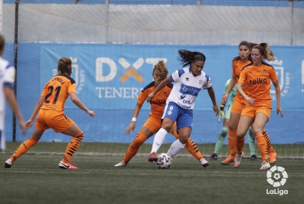 Competición aplaza el Valencia-UDG Tenerife por contagios en el equipo canario