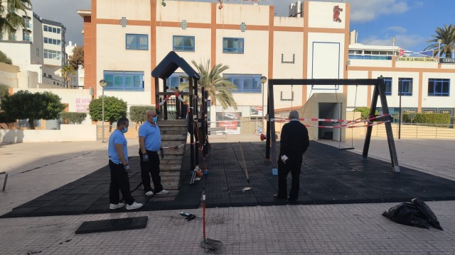 El Campello continúa con la rehabilitación de los parques, que se ha ralentizado por la pandemia