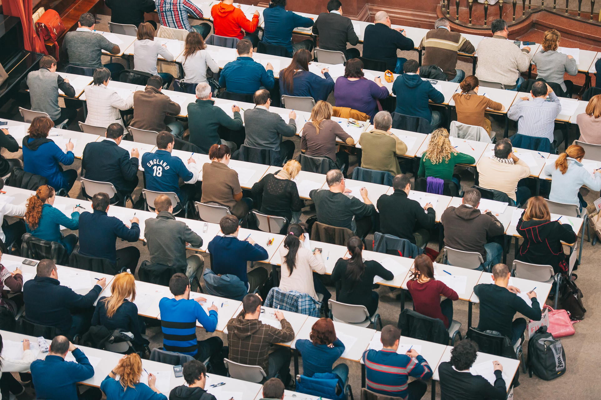 A juicio una exdirectora general por pasar las respuestas de la oposición a una amiga