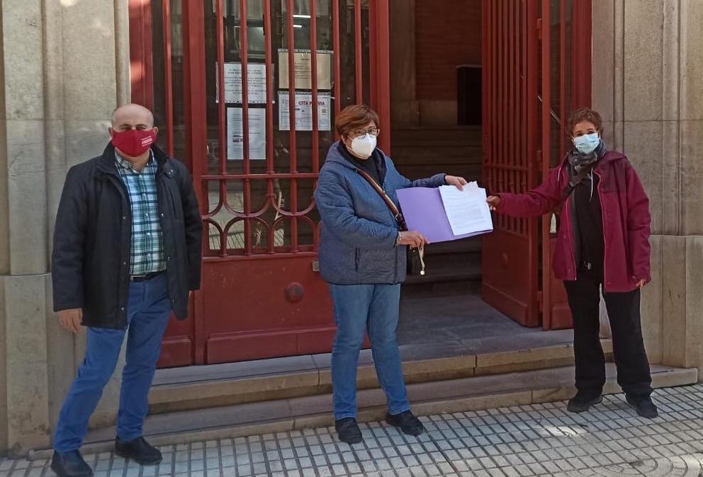 Los trabajadores del Provincial reclaman la paga extra por la covid que Sanidad no les reconoce