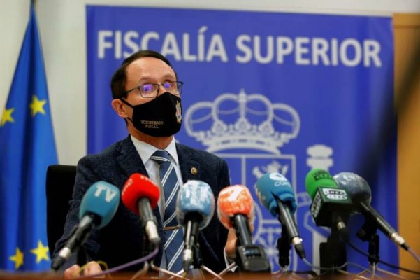 La Fiscalía de Murcia abre diligencias sobre la vacunación de altos cargos saltándose el protocolo del Ministerio