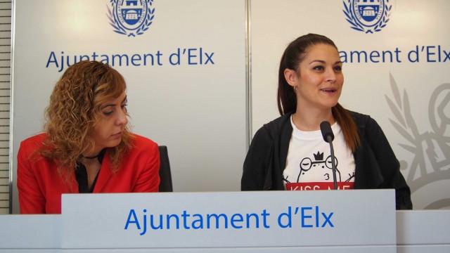 Mollà aplaca a la oposición de Elche: le consultará para adjudicar la contrata de socorrismo