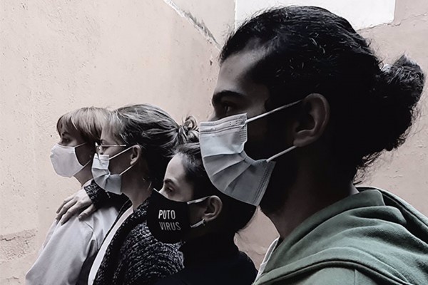 Sala Russafa repasa las lecciones del confinamiento en 'La última noche en el tejado'