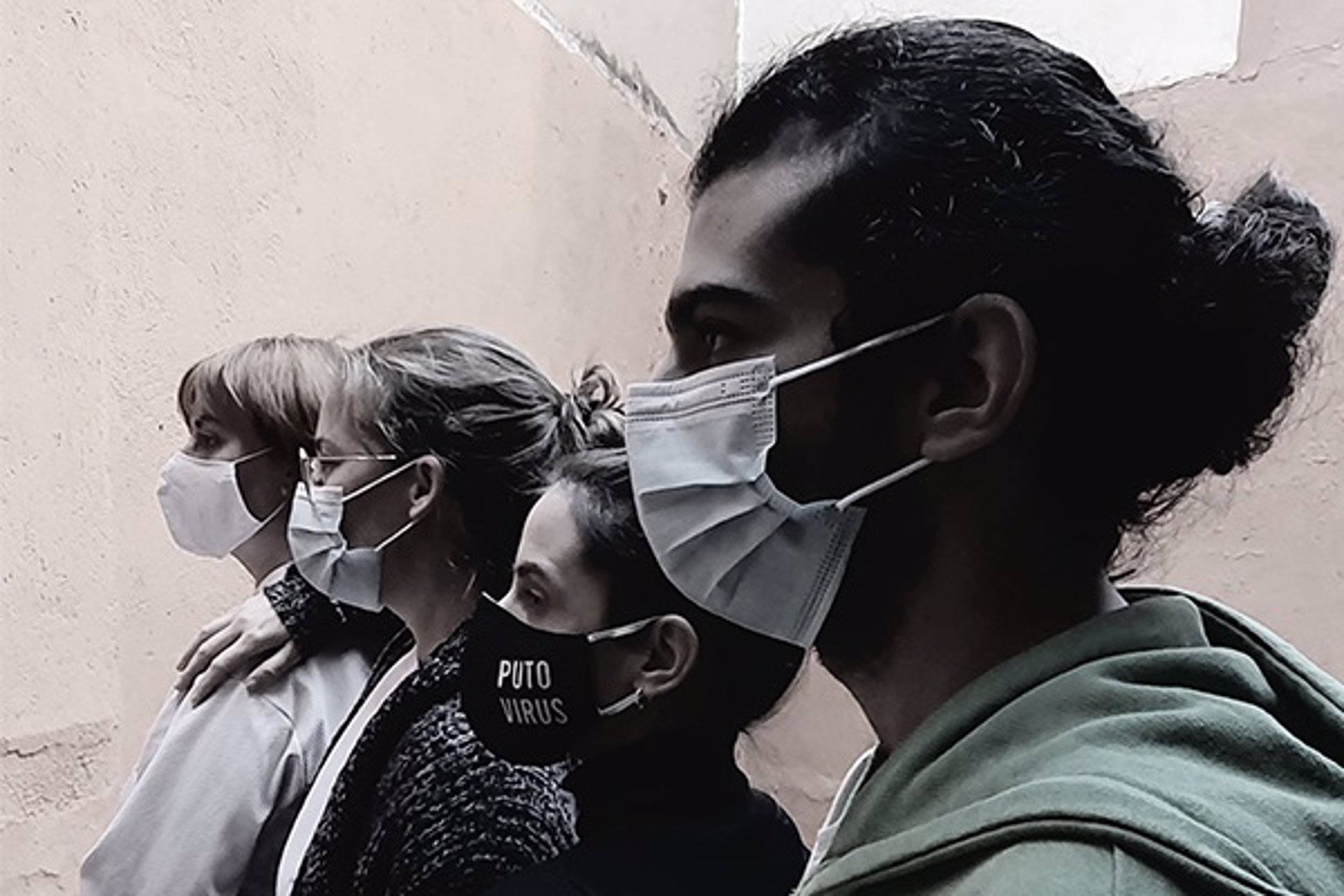 Sala Russafa repasa las lecciones del confinamiento en 'La última noche en el tejado'