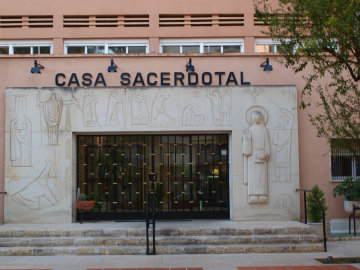 Un brote en la Casa Sacerdotal del Obispado de Orihuela-Alicante afecta a 24 residentes, cuatro hospitalizados