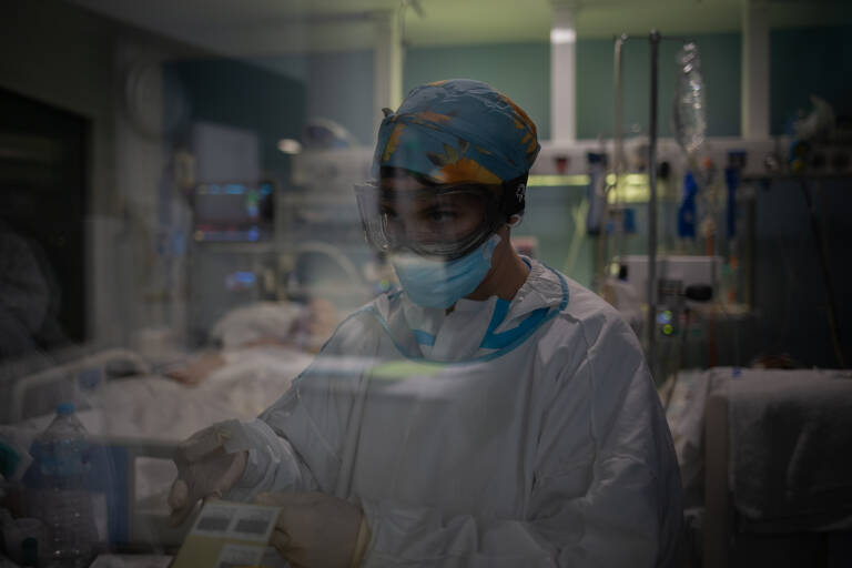 El coronavirus deja en la Comunitat su semana más letal y con el mayor estrés hospitalario
