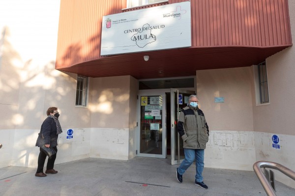 La incidencia acumulada sigue descontrolada en la Región: 5 municipios sufren una tasa de más de 3.000 casos por cada 100.000 habitantes