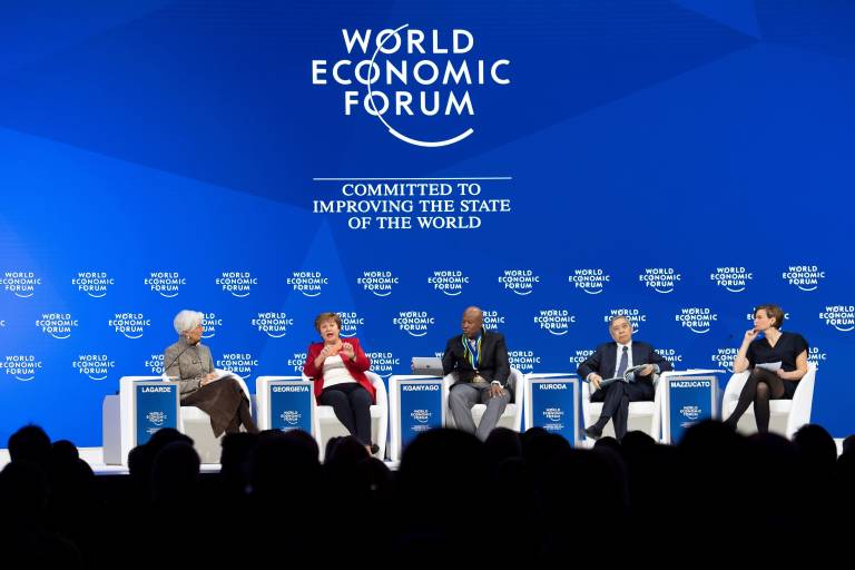 Los dirigentes del mundo debaten remedios para el planeta en el Foro de Davos
