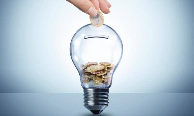 El precio de la luz bajará un 34,5% este sábado... y se disparará un 83% la semana próxima