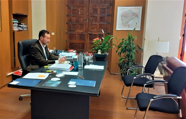 El alcalde de Elche pide que se reduzcan drásticamente las relaciones sociales ante los contagios