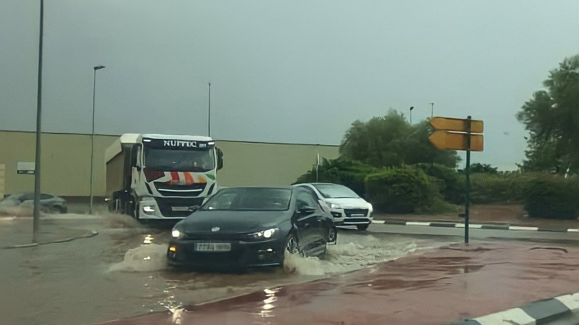 Aspecto que presenta la rotonda en días de lluvia. (Foto: Archivo) - 