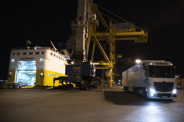 Las empresas transportistas piden adelantar los horarios de la línea Cartagena-Toulon por operatividad