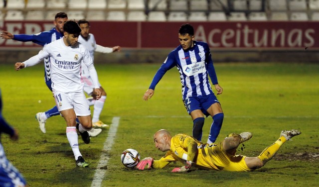 José Juan desea al Barça en octavos y jugar al menos un año más
