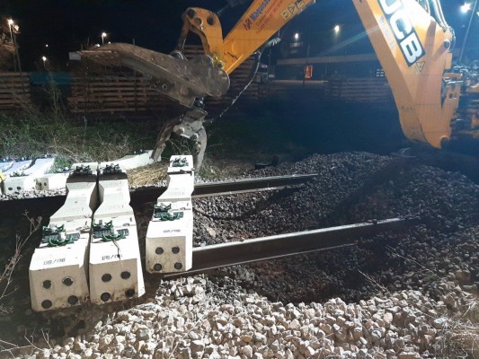 Adif inicia la implantación del ancho estándar en la terminal logística de Sagunto Mercancías
