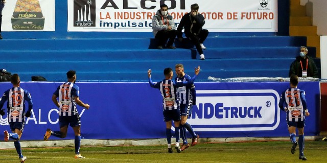 Y de repente reaparece mi amigo Josep, ese vecino de Alcoy