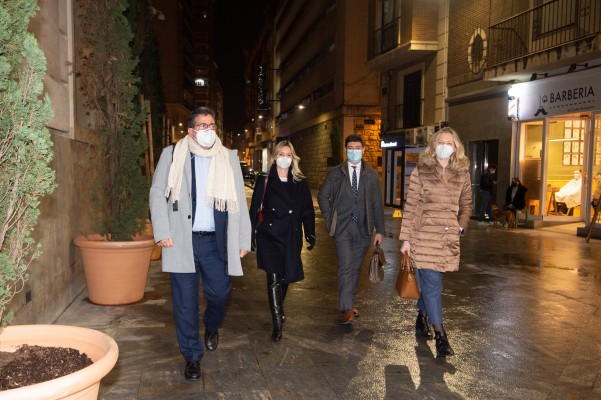 Vidal avisa a Miras: Cs impulsará una comisión de investigación si no revela qué altos cargos se han vacunado