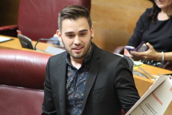 Ferri: “El PP olvida el mandamiento de ‘no robarás’ incluso con las letrinas de la visita del Papa”