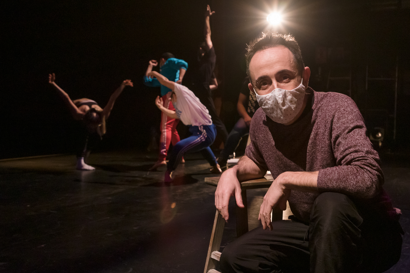 Cómo montar una obra de danza a través de una plataforma gamer