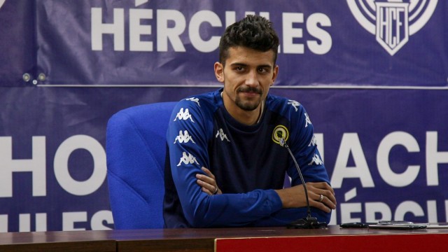 Correia quiere crecer como jugador y ayudar al Hércules a lograr el ascenso