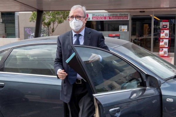 La jueza da carpetazo a la investigación contra Valcárcel por la compra de la Desaladora de Escombreras