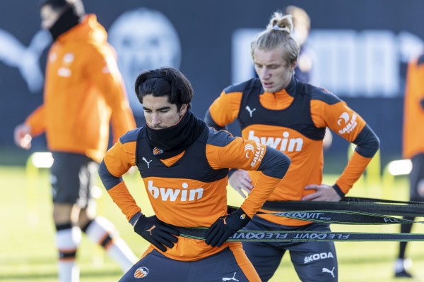 Gracia ensaya con Carlos Soler en el once inicial para recibir a Osasuna