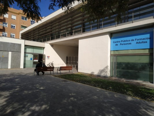 Elche y el IVASS se reúnen el miércoles para abordar la atención provisional del centro de día de Jubalcoy 