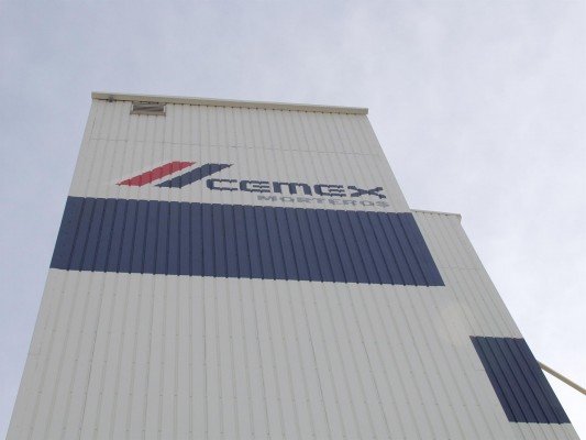 Cemex invierte 4 millones de euros para la renovación de morteros en sus fábricas españolas