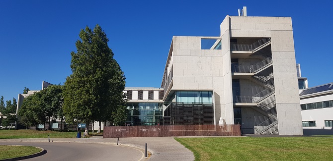 La espera para operarse en Dénia, por debajo de la media, pero por encima de las cifras de La Vila y Gandia 