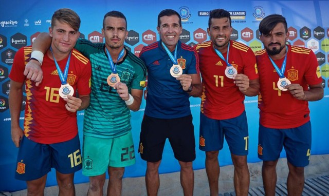 Chiky, Acosta, Pedro García y Pablo López, con la selección española
