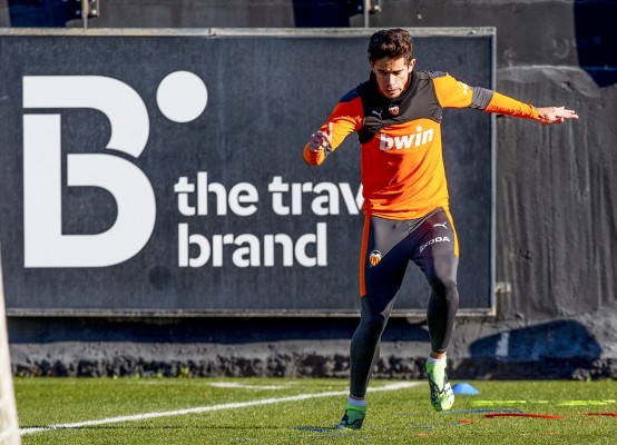 Gayà y Paulista apuntan a Osasuna