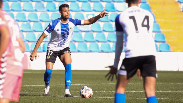 Cubillo no tiene prisa con el fichaje