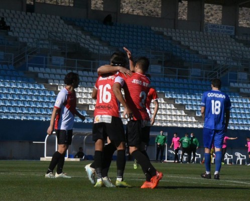 El Lorca Deportiva no levanta cabeza y sigue colista tras otro revés en casa ante el Córdoba (0-1)