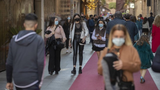 Los nuevos positivos se reducen hasta los 1.446 en una jornada con nueve fallecidos por covid