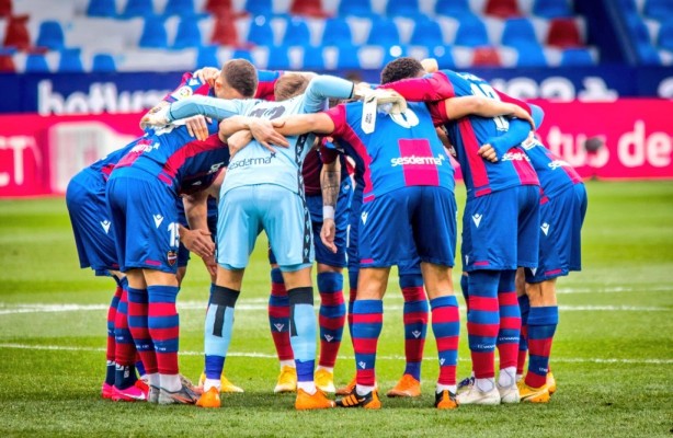 El Levante jugará su primer partido en Primera ante el Cádiz
