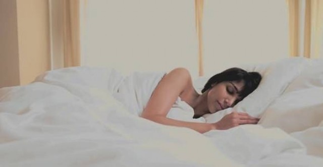 El sueño es irremplazable para la recuperación del cerebro, según un estudio
