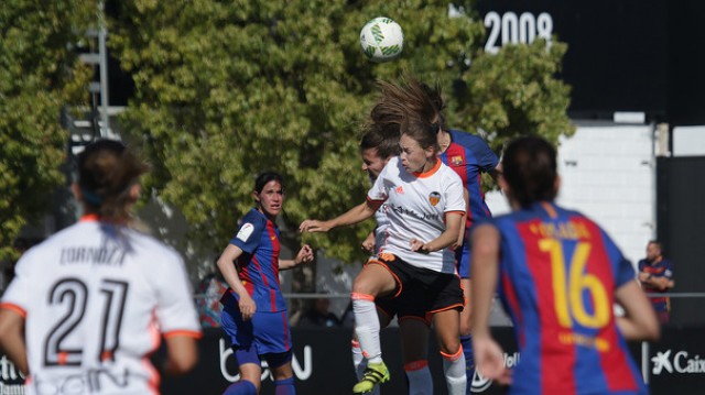 El Barça acaba con la racha de dieciséis partidos sin perder del Valencia Femenino