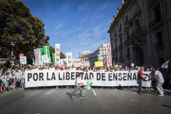 La escuela concertada carga la bala de Bachillerato para disparar contra la política de Marzà